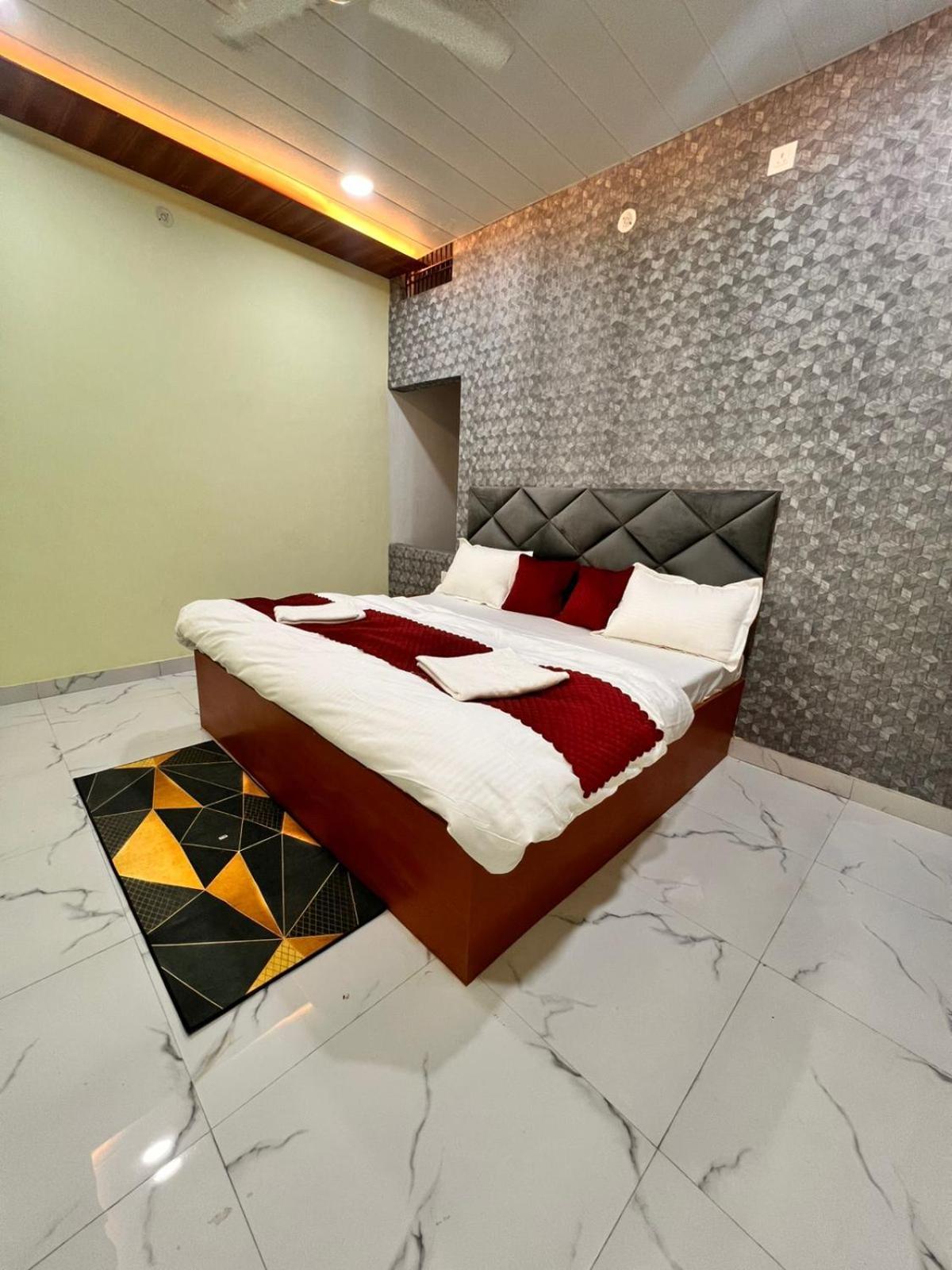 Hotel Gulab Residency Varanasi Exterior foto